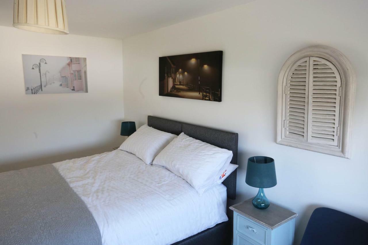 4A Dolphin Close Apartment Lyme Regis Ngoại thất bức ảnh